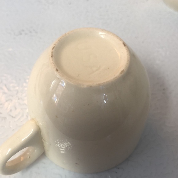 Set of 6 USA pottery ivory cappuccino cups - Picture 3 of 4